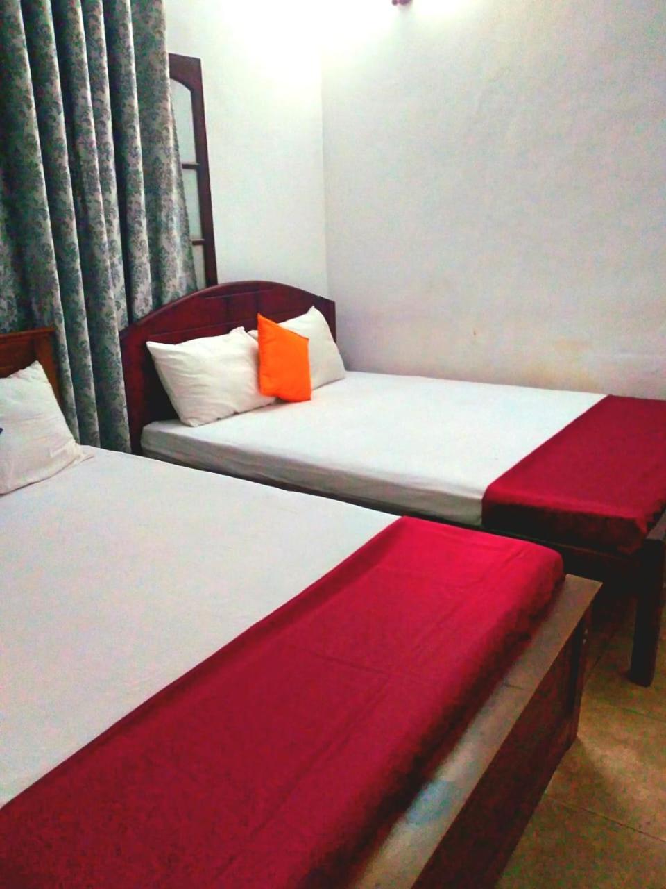Salmanel Resort 拉特纳普勒 外观 照片