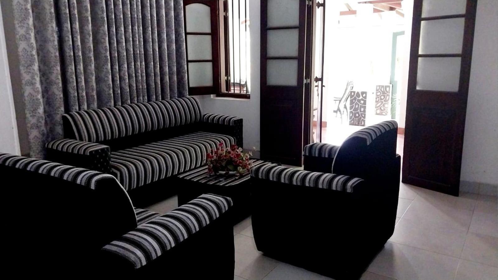 Salmanel Resort 拉特纳普勒 外观 照片